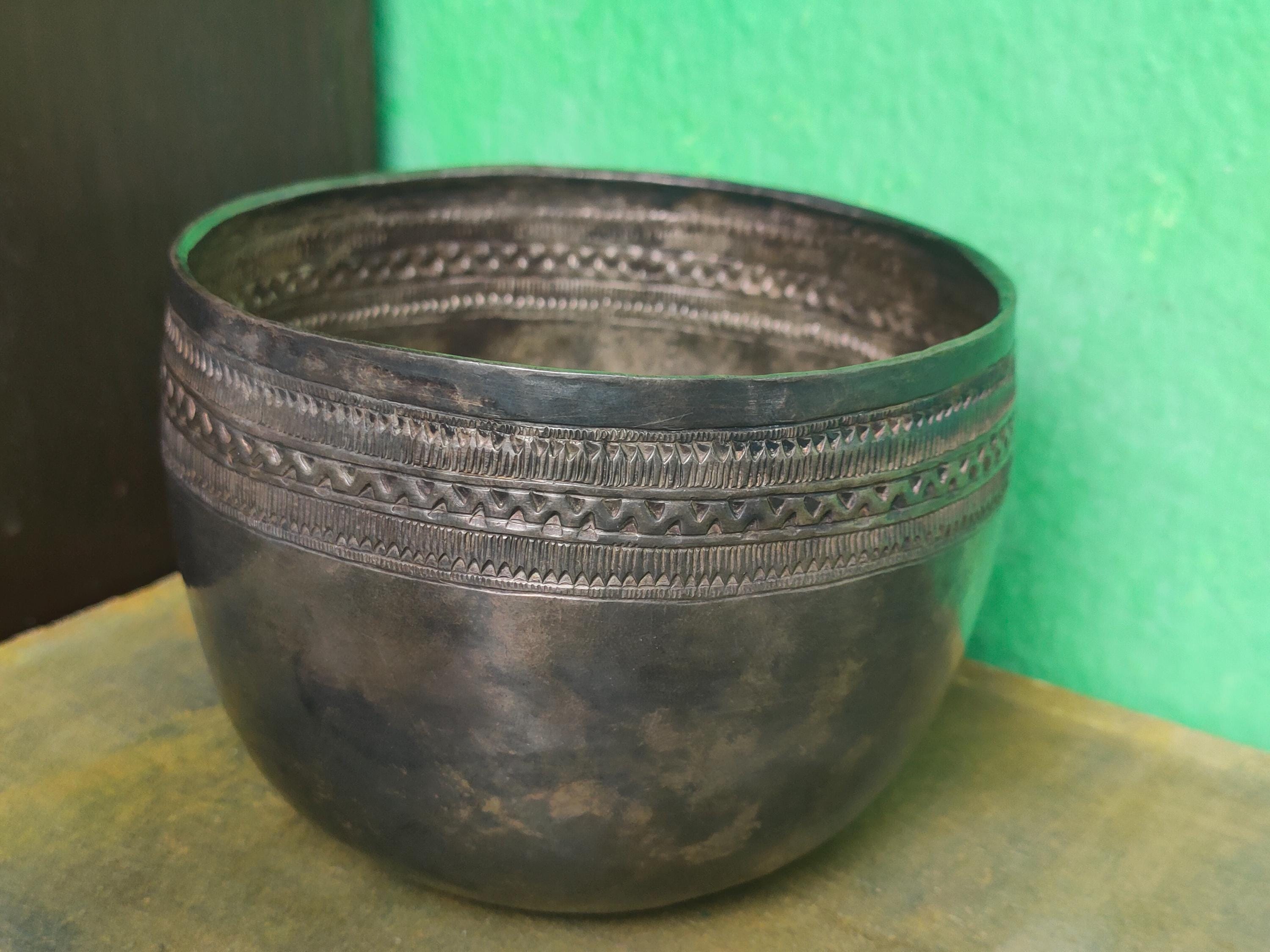 アンティーク スターリングシルバー ボウル：タイ産純銀、1900年代初頭