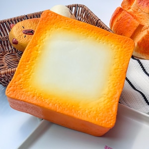 Große Lava Toast Squeeze Spielzeug - Food Grade Silikon Stress Relief Schreibtisch Geschenk für Erwachsene & Kinder