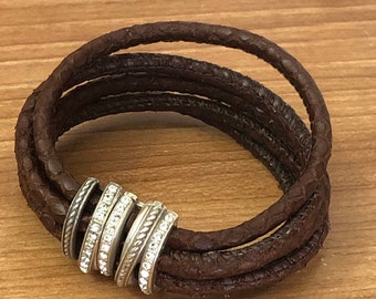 Brighton Neptunus ringar armband, samlarobjekt Neptunus ringar smycken, Boho flersträngat armband läder manschettarmband, silverringar