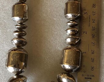 Collana Navajo di perle fatta a mano, perle Navajo spesse e insolite in argento sterling, autentica collana nativa americana realizzata a mano