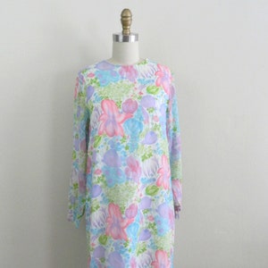 1960s Floral Dress  | Vintage 60s Watercolor Shift Dress |   Long Sleeve  |  Simple Cut  | Size Medium