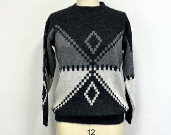 Vintage Southwest Sweater | 1980s Gray Aztec  Tribal Crewneck Pullover Sweater |  Womens Size Large