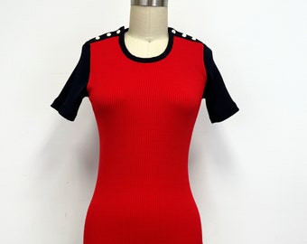 Vintage 70s Ribbed Short Sleeve Top | Red and Black with Buttons at the Shoulder | Size Small