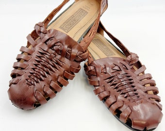 Vintage Womens Huaraches | 80s Chestnut Leather Woven Sandals | Size 7  1/2 Wide