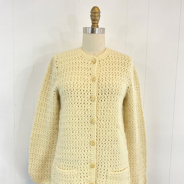 Vintage Hand Crocheted Cardigan Sweater | Ivory Grandmacore Cardigan with Pockets | Size Small to Medium