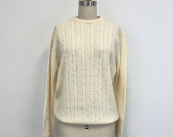 Vintage Lambswool Crewneck Pull Over Sweater | 1970s Cable Knit Sweater made in Scotland  Size Medium