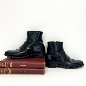 Vintage 1960s Mens Leather Chelsea Boots | Florsheim Zip Short Boots | Size 7 D