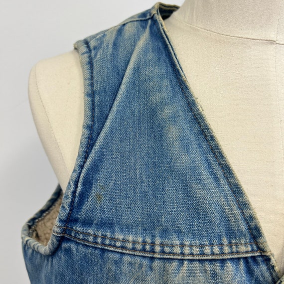 Vintage 70s Wrangler Sherpa Lined Denim Vest - Fa… - image 2