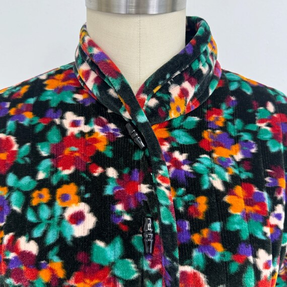 Vintage Quilted Jacket | 1970s Floral Velour with… - image 2