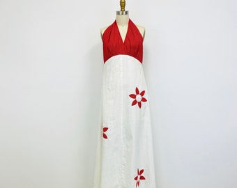Abito lungo vintage anni '70 con scollo all'americana: fiori rossi a pois applicati, taglia S
