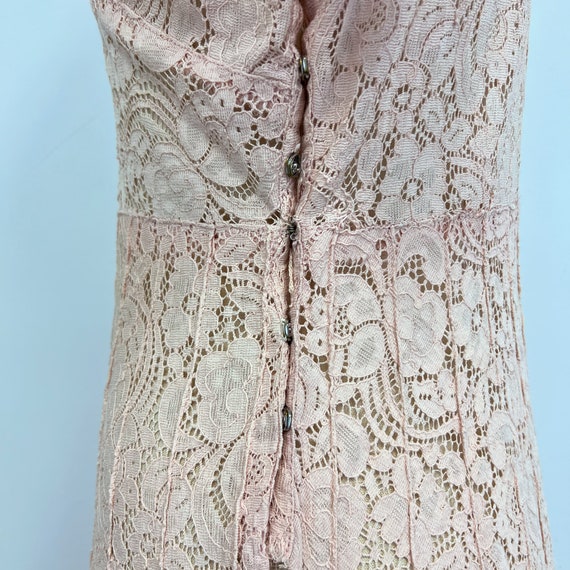 Vintage 1940s Lace Dress | Peachy Pink V Neck Dre… - image 8