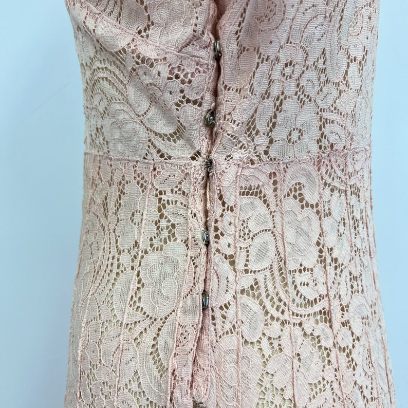 Vintage 1940s Lace Dress Peachy Pink V Neck Dress with Fitted Waist Short Sleeves Size Small image 8