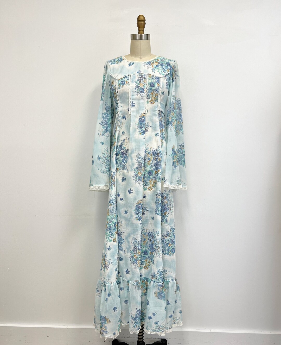 Vintage Boho Floral Maxi Dress 1970s Bell Sleeves With Lace - Etsy