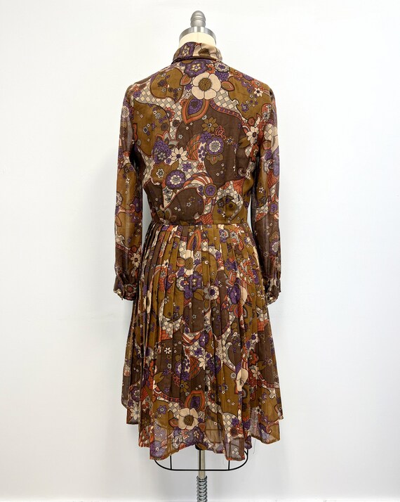Vintage Floral Shirtwaist Dress | 1960s Pretaport… - image 8