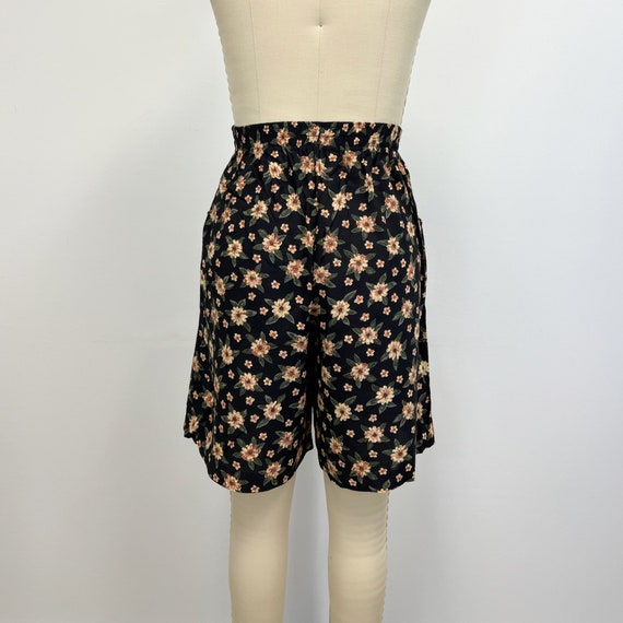 Vintage High Waisted Floral Shorts | Rayon Tie Wa… - image 6