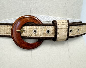 Vintage 70s Womens Belt | Natural Woven Straw with Wooden Belt Buckle