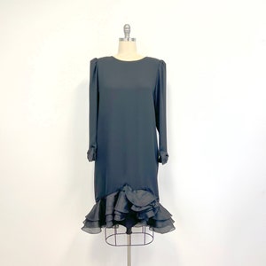 Vintage 1980s Sheath Dress with Ruffle Hem | LBD with Bows at Wrist | Size 14