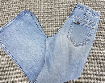 Vintage 70s Lee  High Rise Bell Bottom Jeans | Light Wash with Fade