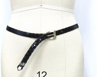 Ceinture vintage noire en cotte de mailles Whiting & Davis : boucle dorée, glamour années 1970, taille L