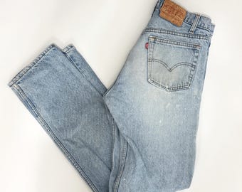 Vintage Levi's Jeans | Straight Leg Mid Rise Boyfriend Jeans | Faded, Frayed, and Paint Spattered | 30 X  34