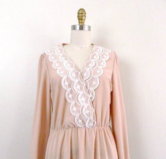 Vintage 1970s Dress with Lace Collar   | Polyeste… - image 2