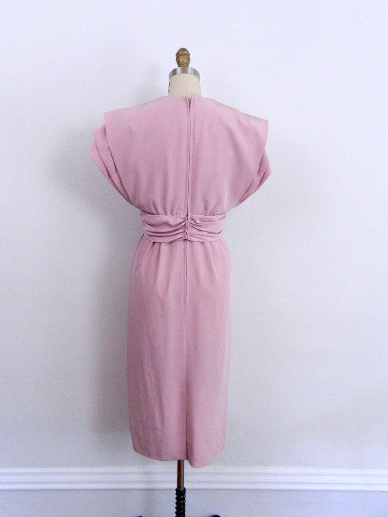 Cummerbund Waist Blush Pink 1970s Dress Deep V Neck Vintage 70s Structured Dress Size Small to Medium