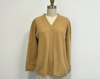 Vintage Cashmere Sweater | Y2K Camel V Neck Pull Over | Nieman Marcus | Size Large