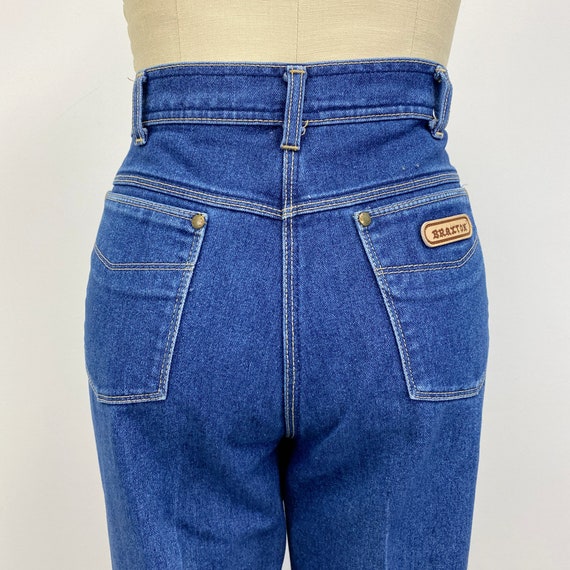 70s High Waisted Jeans Braxton Womens Size 16 Medium Wash Blue Jeans  Tapered Leg 