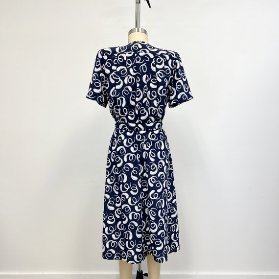 Vintage Belted Dress | 90s Navy Blue and White Li… - image 7