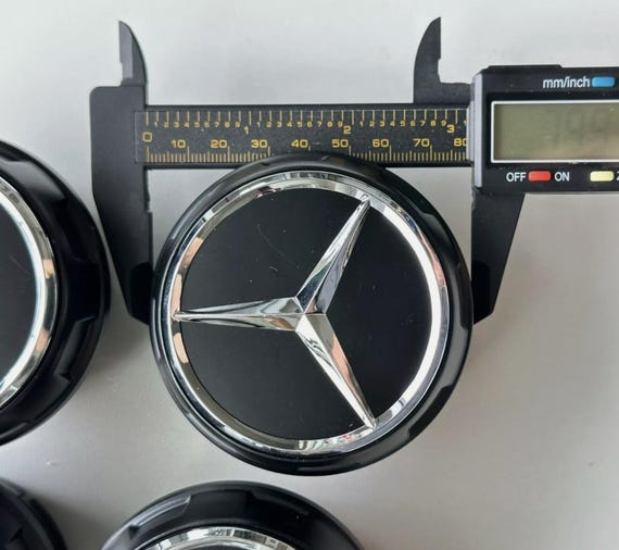 メルセデスベンツ ブラッククロームホイールセンターキャップ、68 mm