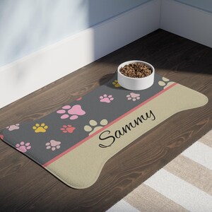 Personalized Pet Feeding Mat with Paw Print Design, Custom Dog Name Mat for Food and Water, Unique Pet Placemat for Dogs