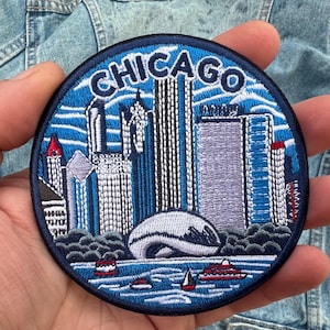 Chicago Travel Patch Gift for Traveler Iron On USA Embroidered Travel Jacket Patches Sew On Travel Accessory Hook and Loop Travel Keepsake