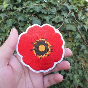 Aplique de flor de papoula vermelha para passar a ferro - Patch floral feito à mão - Patch adesivo para roupas personalizadas - Patch de design floral para jeans