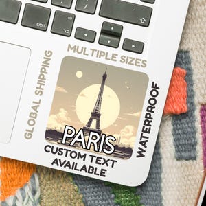 Sticker de voyage Tour Eiffel - Art numérique Paris (5-15 cm) - Vinyle imperméable ou autocollant brillant - Sticker voyage France - Option de texte personnalisé