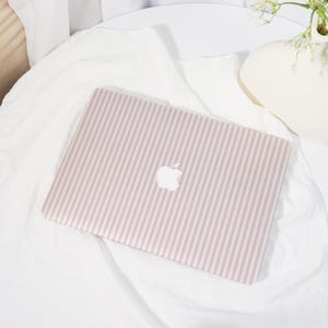 Pink Striped,MacBook Shell Case Cover For New MacBook Pro13 14 M1 M2 Air 13 A3113, Apple Laptop Case,2022/24/25 M3M4 Hard Protective Case