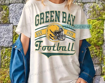 Vintage Green Bay Football tee, Football shirt,Green Bay football shirt , Green Bay sweatshirt, Game day Football,Retro football tee