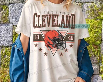 Vintage style Cleveland Football shirt, Football shirt,Cleveland football sweatshirt, Game day Football,American football tee
