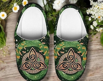 Pantufas com Nó Triquetra Celta, Chinelos Verdes de Bruxa, Sapatos Pagãos Sem Cadarço, Presente Boho de Bruxa