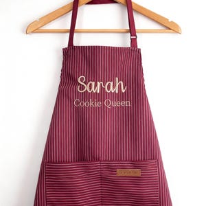 Personalized Embroidered Apron with Name – Custom Gift for Cooking, Baking, or Craft Lovers, Perfect for Home or Studio Use