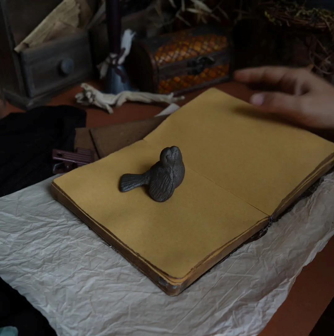 Paperweight Rustic Vintage Cast Iron Bird Paperweight — Rustic Desk Decor, Heavy Metal ...