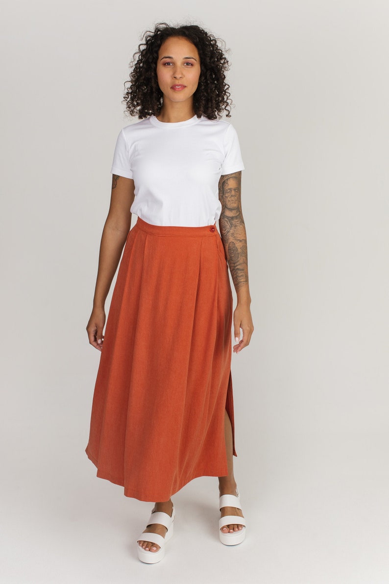 Red skirt image 1