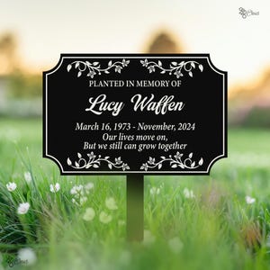 Personalized Memorial Garden Sign, Remembrance Garden Plaque, Sympathy Gift, Sympathy Garden Stake, Floral Tribute Stake, Bereavement gift