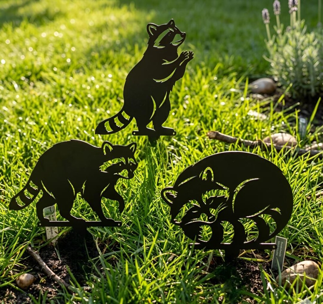 Raccoon Yard Art Metal Set, Outdoor Animal Garden Stakes, Rustic ...