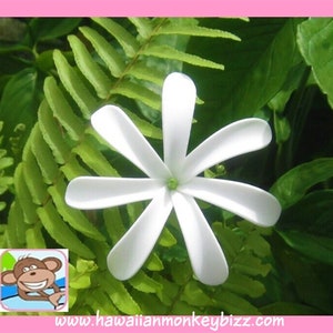 3 1/2 inch PINWHEEL TIARE (Tahitian Gardenia) - Hawaiian Hair Pick or Clip . . .