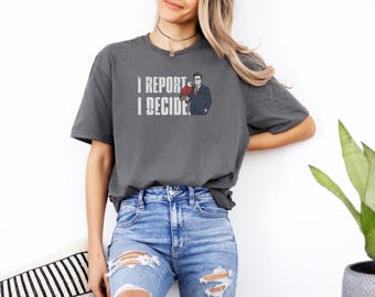 Camiseta con estampado "Yo informo, yo decido", diseño de comedia política satírica y humorística para presentadores de programas de entrevistas nocturnos, camiseta unisex informal y moderna.
