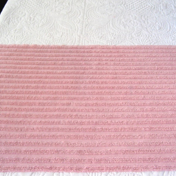 Mauve Pink Stripes Vintage Chenille Bedspread Fabric 22" x 32"