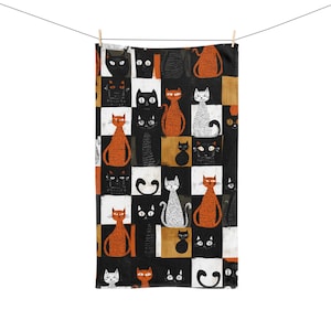 Cats Hand Towel: Checkered Polyester-Cotton Blend, Animal Print Home Decor, Animal Kitchen Decor