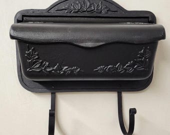 Flower Embossed Aluminum Wall Mounted Mailbox with Newspaper Hooks | Black |