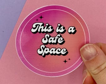 Adesivo Safe Space - Adesivo in vinile impermeabile per laptop - 1 pezzo