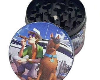 50mm Retro Cartoon Metal Herb Grinder – 4 Layer Manual Spice Crusher with Cartoon Design for Tobacco & Herbs – Fun Grinder